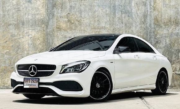 Buy Used Mercedes‒Benz C–Class White Car in Bangkok in Bangkok Buy Used Mercedes‒Benz C–Class White Car in Bangkok in Bangkok