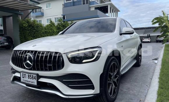 Buy Used Mercedes-Benz GLC White Car in Bangkok in Bangkok Buy Used Mercedes-Benz GLC White Car in Bangkok in Bangkok