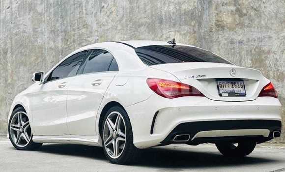 Buy Used Mercedes-Benz C-Classe White Car in Bangkok in Bangkok Buy Used Mercedes-Benz C-Classe White Car in Bangkok in Bangkok