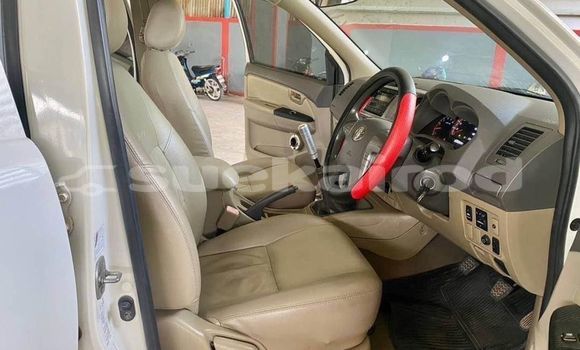 ซื้อ รถมือสอง Isuzu D-Max ขาว รถยนต์ ใน %{เมือง} ใน กรุงเทพมหานคร ซื้อ รถมือสอง Isuzu D-Max ขาว รถยนต์ ใน %{เมือง} ใน กรุงเทพมหานคร