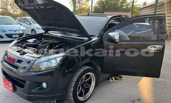 ซื้อ รถมือสอง Isuzu D-Max สีดำ รถยนต์ ใน %{เมือง} ใน กรุงเทพมหานคร