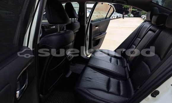 ซื้อ รถมือสอง Toyota Aqua ขาว รถยนต์ ใน %{เมือง} ใน กรุงเทพมหานคร ซื้อ รถมือสอง Toyota Aqua ขาว รถยนต์ ใน %{เมือง} ใน กรุงเทพมหานคร