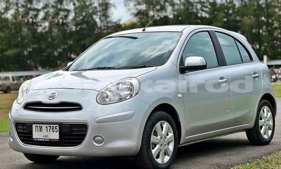 ซื้อ รถมือสอง Nissan March อื่น ๆ รถยนต์ ใน %{เมือง} ใน กรุงเทพมหานคร