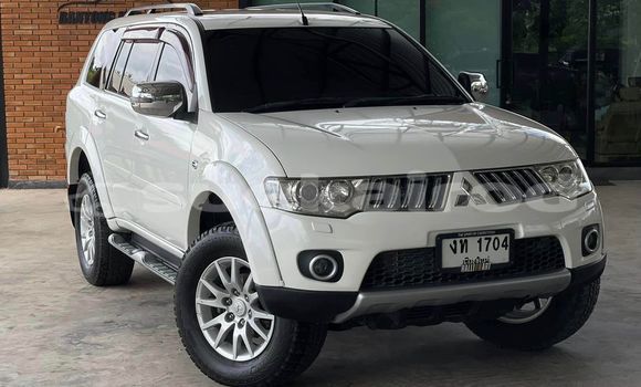 Buy Used Mitsubishi Pajero White Car in Bangkok in Bangkok Buy Used Mitsubishi Pajero White Car in Bangkok in Bangkok