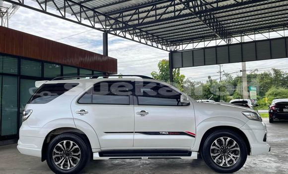 ซื้อ รถมือสอง Toyota Fortuner ขาว รถยนต์ ใน %{เมือง} ใน กรุงเทพมหานคร ซื้อ รถมือสอง Toyota Fortuner ขาว รถยนต์ ใน %{เมือง} ใน กรุงเทพมหานคร