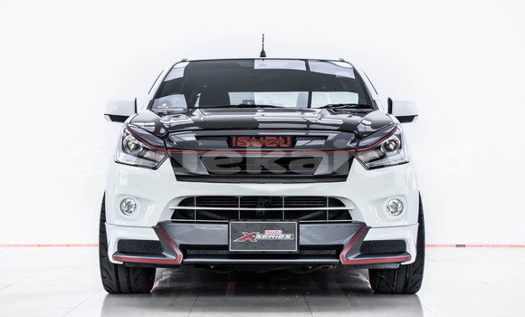 Buy Used Isuzu D-Max White Car in Bangkok in Bangkok Buy Used Isuzu D-Max White Car in Bangkok in Bangkok