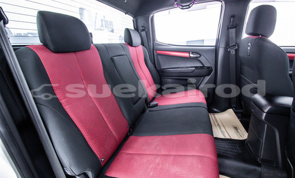 Buy Used Isuzu D-Max White Car in Bangkok in Bangkok Buy Used Isuzu D-Max White Car in Bangkok in Bangkok