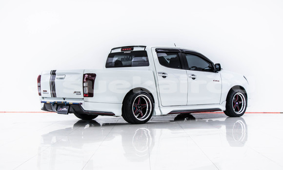 Buy Used Isuzu D-Max White Car in Bangkok in Bangkok Buy Used Isuzu D-Max White Car in Bangkok in Bangkok