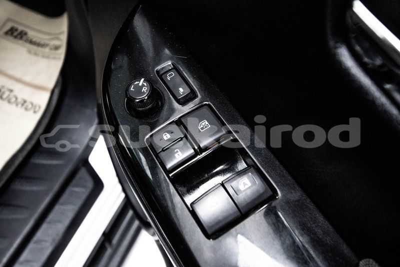 Big with watermark toyota hiluxe revo bangkok bangkok 65935