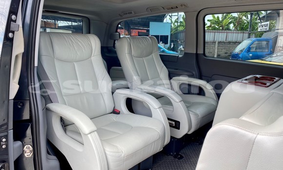 Buy Used MercedesâBenz MâClass Black Car in Bangkok in Bangkok Buy Used MercedesâBenz MâClass Black Car in Bangkok in Bangkok