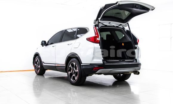 Buy Used Honda CR-V White Car in Bangkok in Bangkok Buy Used Honda CR-V White Car in Bangkok in Bangkok