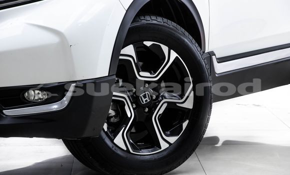 Buy Used Honda CR-V White Car in Bangkok in Bangkok Buy Used Honda CR-V White Car in Bangkok in Bangkok