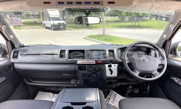 Buy Used Toyota Commuter Other Car in Bangkok in Bangkok Buy Used Toyota Commuter Other Car in Bangkok in Bangkok
