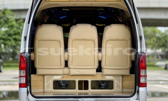 Buy Used Toyota Commuter Other Car in Bangkok in Bangkok Buy Used Toyota Commuter Other Car in Bangkok in Bangkok