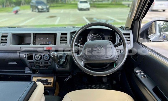 Buy Used Toyota Commuter Other Car in Bangkok in Bangkok Buy Used Toyota Commuter Other Car in Bangkok in Bangkok