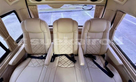 Buy Used Toyota Commuter Other Car in Bangkok in Bangkok Buy Used Toyota Commuter Other Car in Bangkok in Bangkok