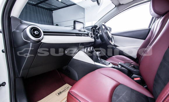 ซื้อ รถมือสอง Mazda 2 ขาว รถยนต์ ใน %{เมือง} ใน กรุงเทพมหานคร ซื้อ รถมือสอง Mazda 2 ขาว รถยนต์ ใน %{เมือง} ใน กรุงเทพมหานคร