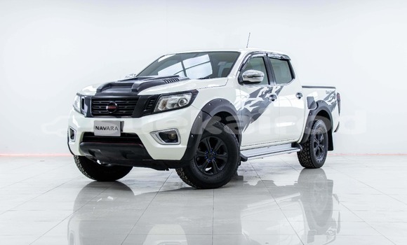 Buy Used Nissan NP 300 White Car in Bangkok in Bangkok