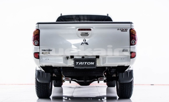 ซื้อ รถมือสอง Mitsubishi Triton ขาว รถยนต์ ใน %{เมือง} ใน กรุงเทพมหานคร ซื้อ รถมือสอง Mitsubishi Triton ขาว รถยนต์ ใน %{เมือง} ใน กรุงเทพมหานคร