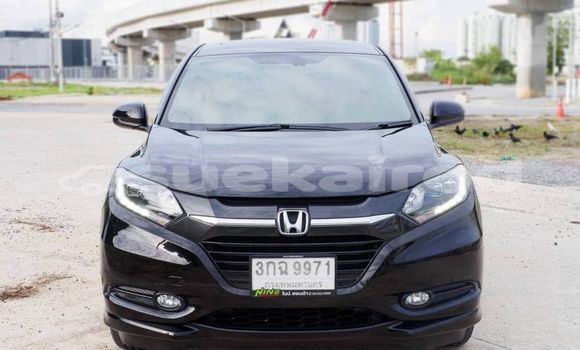 ซื้อ รถมือสอง Honda CR–V สีดำ รถยนต์ ใน %{เมือง} ใน กรุงเทพมหานคร