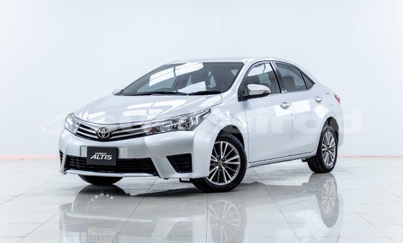 ซื้อ รถมือสอง Toyota Altis เงิน รถยนต์ ใน %{เมือง} ใน กรุงเทพมหานคร