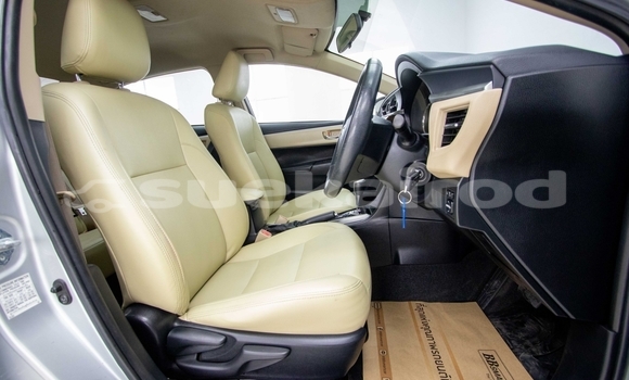 ซื้อ รถมือสอง Toyota Altis เงิน รถยนต์ ใน %{เมือง} ใน กรุงเทพมหานคร ซื้อ รถมือสอง Toyota Altis เงิน รถยนต์ ใน %{เมือง} ใน กรุงเทพมหานคร