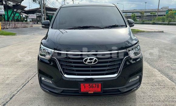 ซื้อ รถมือสอง Hyundai H1 สีดำ รถยนต์ ใน %{เมือง} ใน กรุงเทพมหานคร
