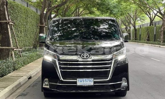 ซื้อ รถมือสอง Toyota Crown Majesta สีดำ รถยนต์ ใน %{เมือง} ใน กรุงเทพมหานคร ซื้อ รถมือสอง Toyota Crown Majesta สีดำ รถยนต์ ใน %{เมือง} ใน กรุงเทพมหานคร