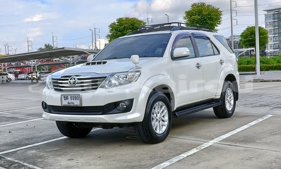 ซื้อ รถมือสอง Toyota Fortuner ขาว รถยนต์ ใน %{เมือง} ใน เชียงใหม่ ซื้อ รถมือสอง Toyota Fortuner ขาว รถยนต์ ใน %{เมือง} ใน เชียงใหม่