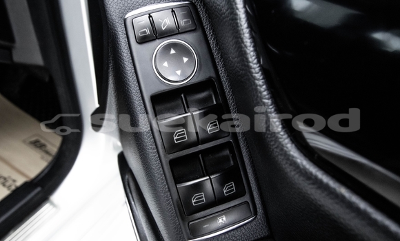 Buy Used Mercedes-Benz C-klasse Silver Car in Bangkok in Bangkok Buy Used Mercedes-Benz C-klasse Silver Car in Bangkok in Bangkok